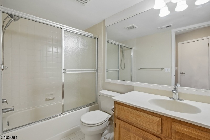8 Bentley Court - Photo 35