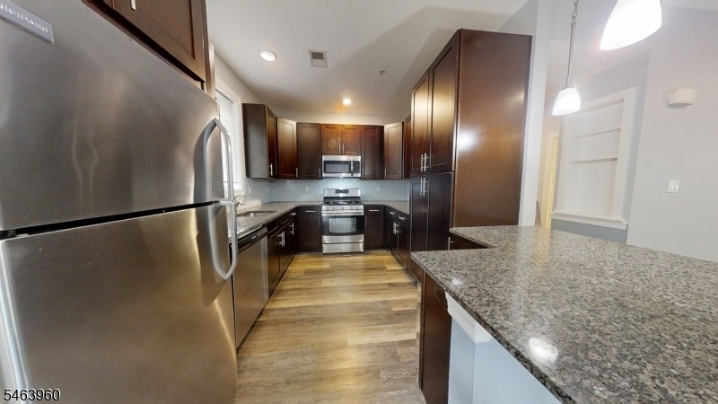 153 Main St - Photo 5