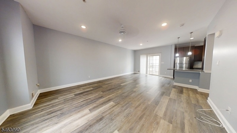 153 Main St - Photo 4