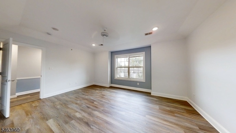 153 Main St - Photo 8