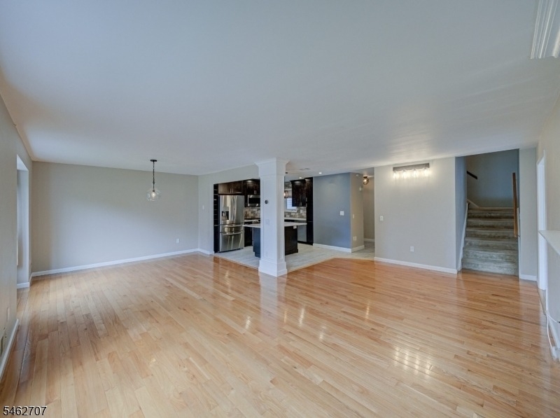 3 Freedom Ct - Photo 2