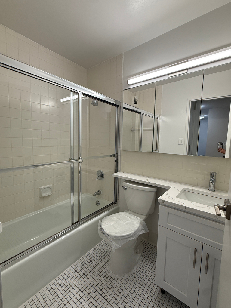 400 East 71st Street - Photo 6