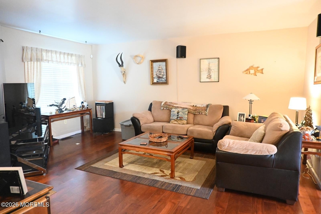 21 Pohatcong Avenue - Photo 4