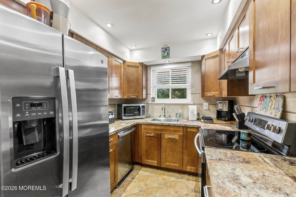 3 Wharfside Drive - Photo 12