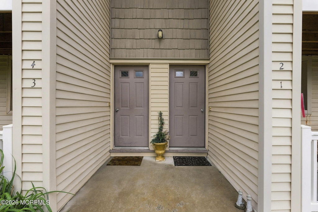 3 Wharfside Drive - Photo 1