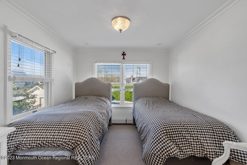 1609 Ocean Avenue N - Photo 26