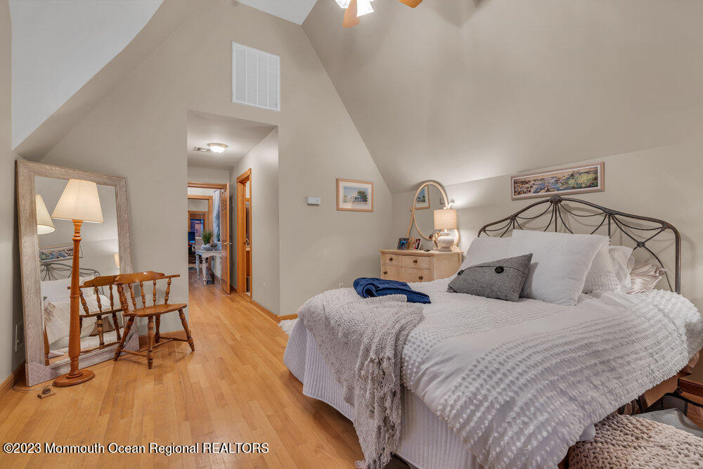28 1st Avenue - Photo 17