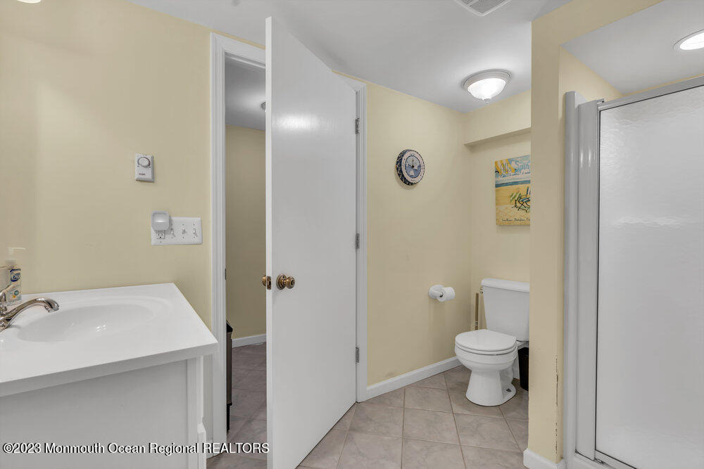 28 1st Avenue - Photo 27