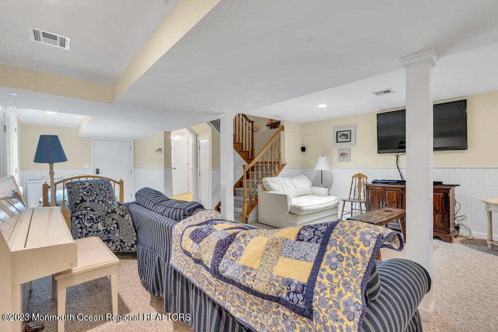 28 1st Avenue - Photo 22