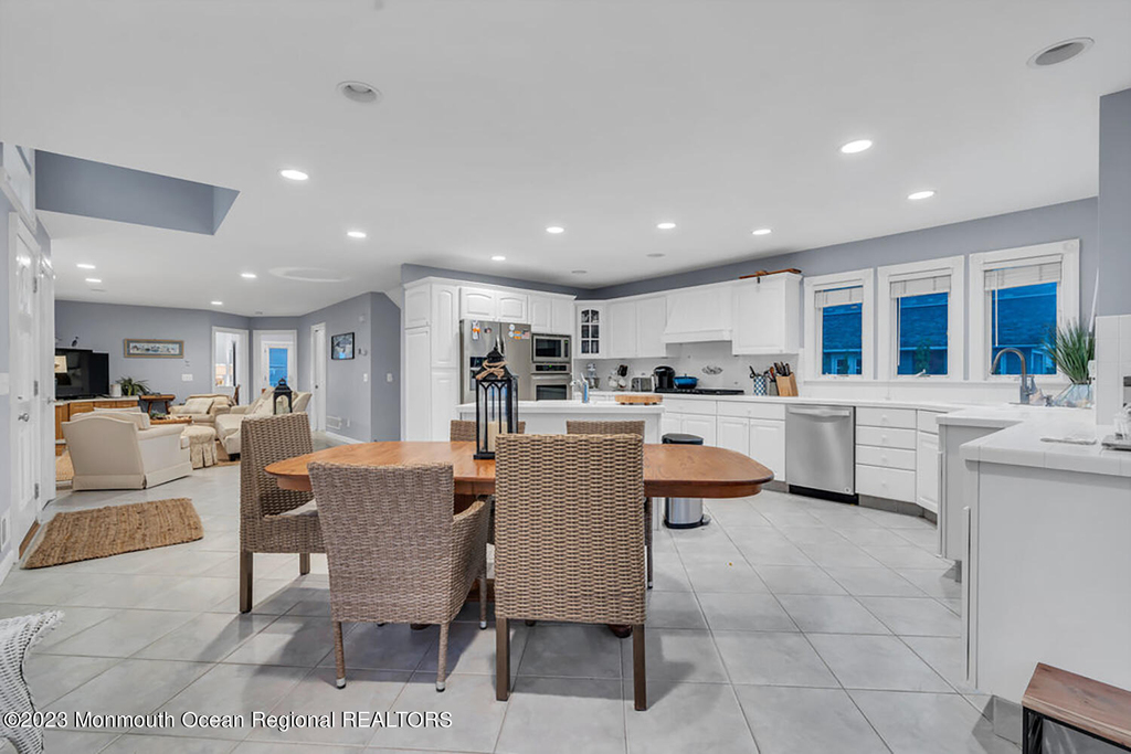 28 1st Avenue - Photo 3