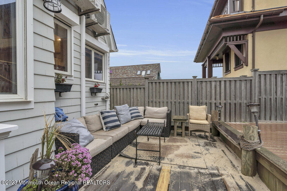 28 1st Avenue - Photo 30