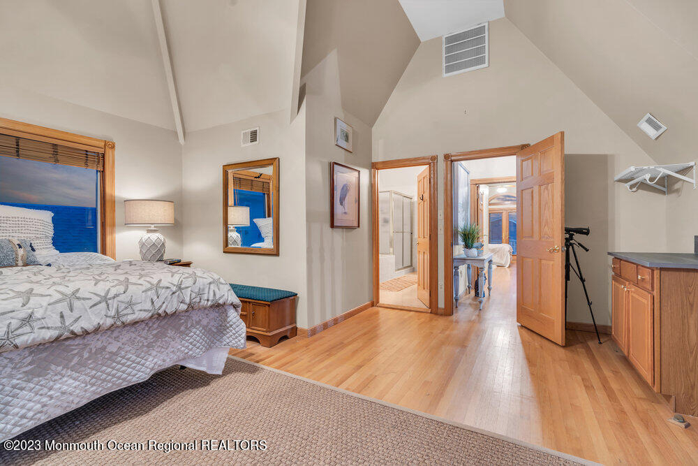 28 1st Avenue - Photo 13