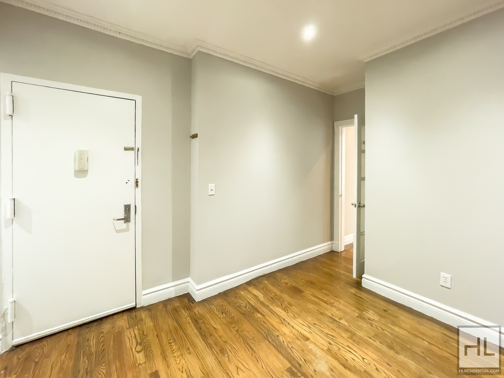 East 23 Street - Photo 2