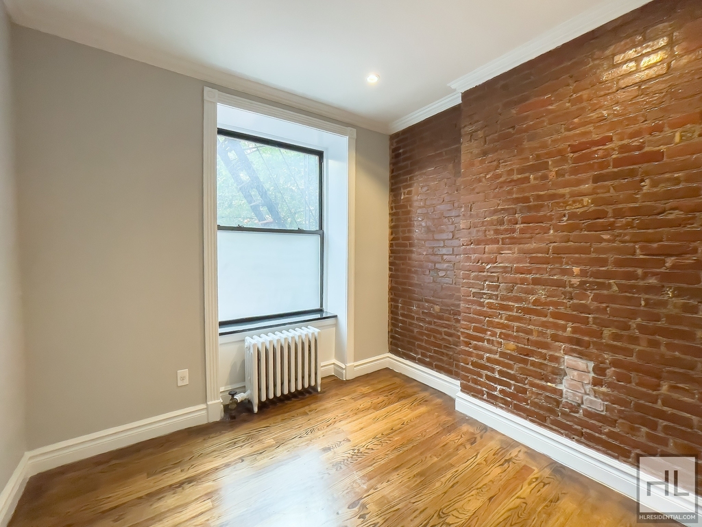 East 23 Street - Photo 0