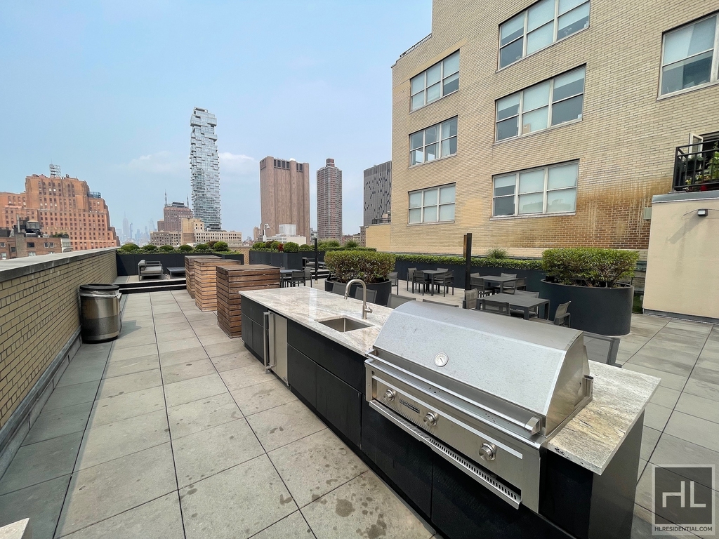 Park Place - Photo 6