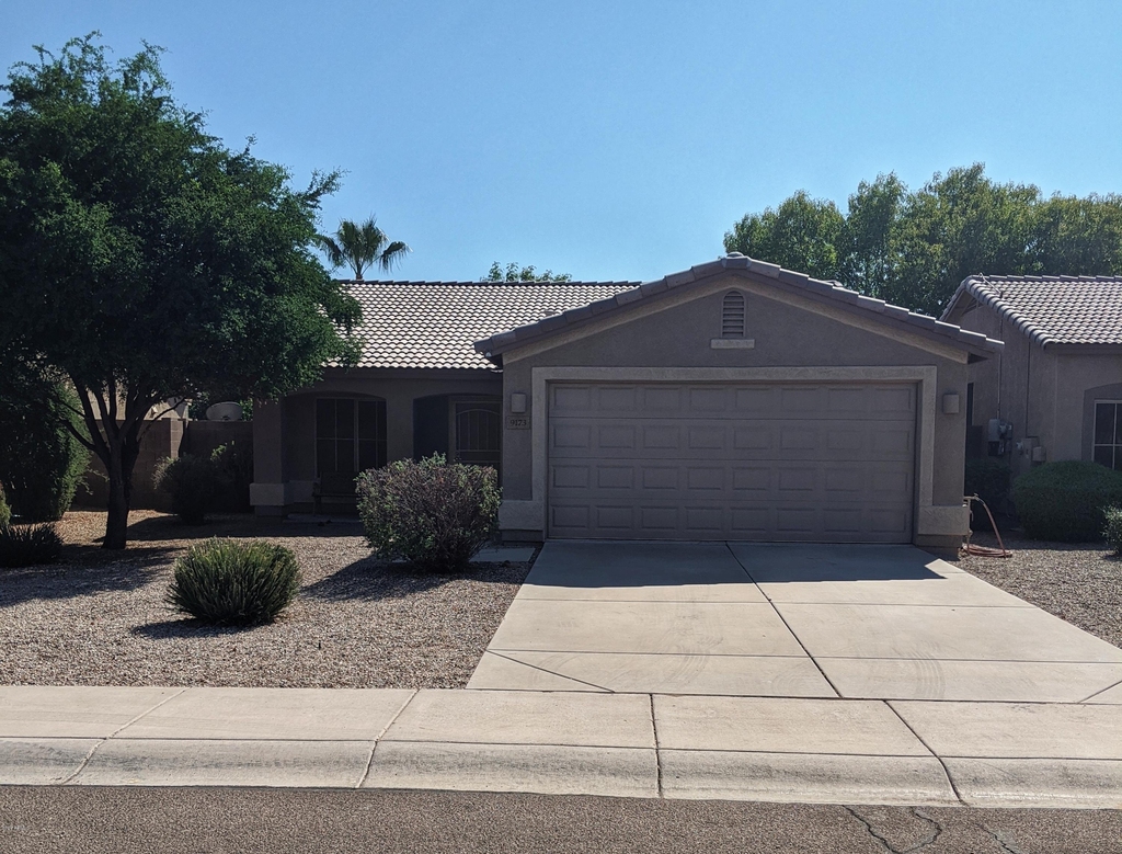 9173 W Ross Avenue - Photo 0