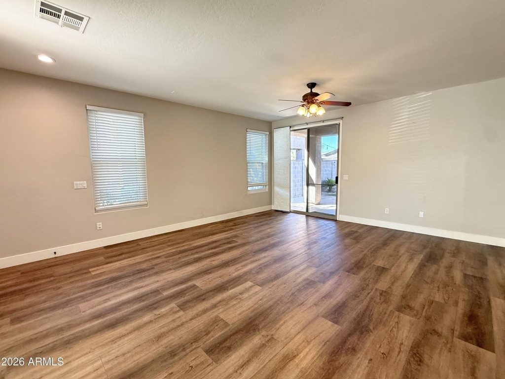1260 S Amber Street - Photo 2