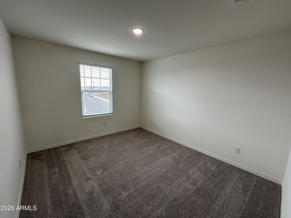 20124 W Palo Verde Drive - Photo 12
