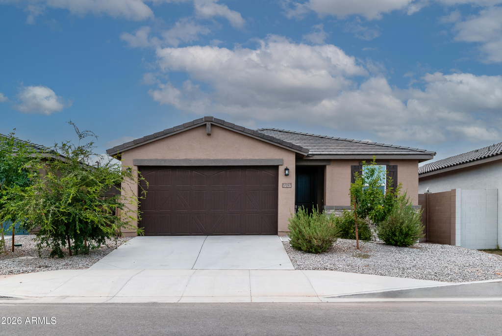 37097 W Prado Street - Photo 0