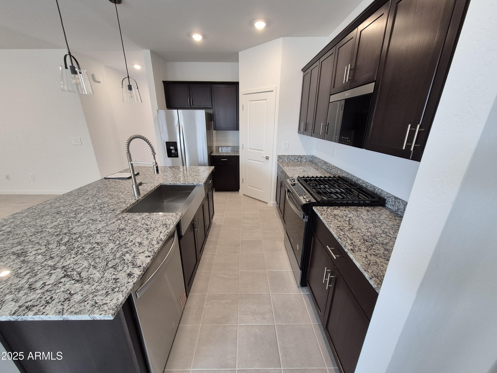 37097 W Prado Street - Photo 15