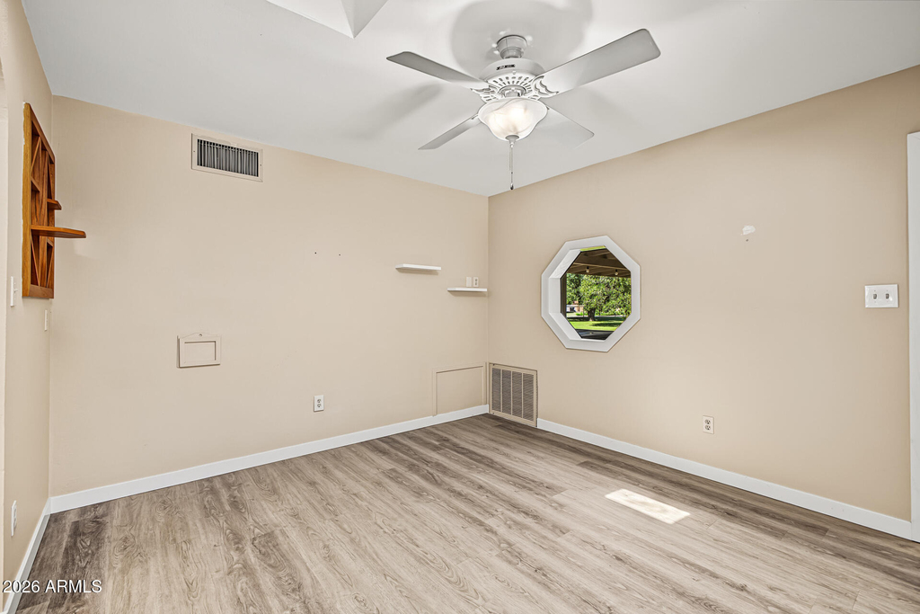 216 E 15th Street - Photo 5