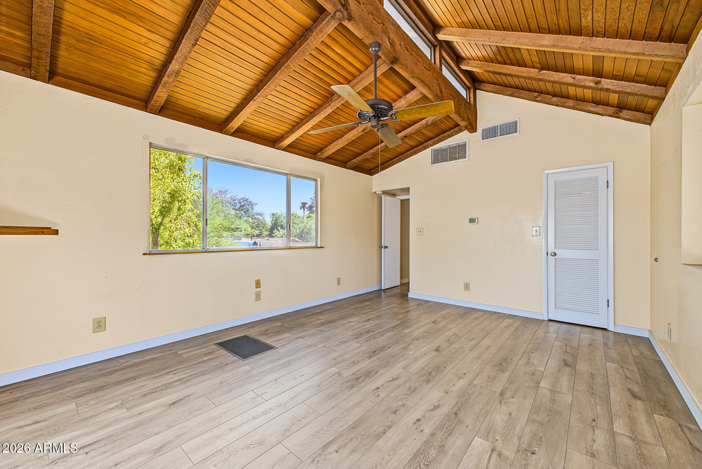 216 E 15th Street - Photo 15