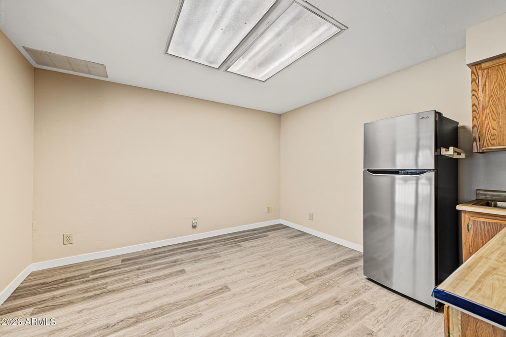 216 E 15th Street - Photo 11