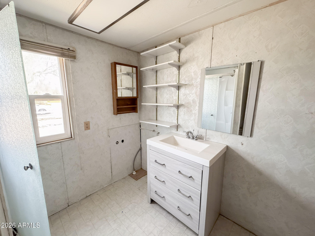 2875 W Foothill Street - Photo 17