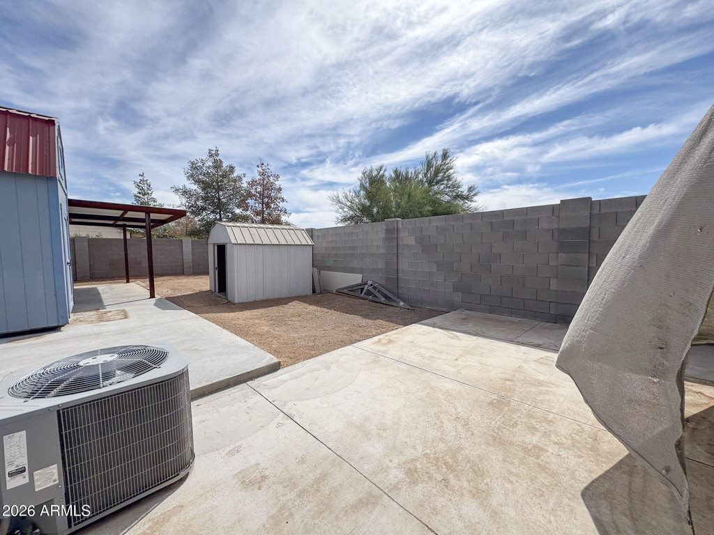 2875 W Foothill Street - Photo 32