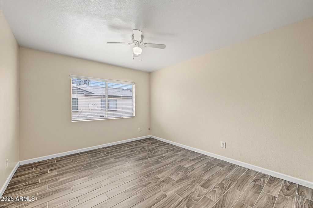 3330 S Parkside Drive - Photo 21