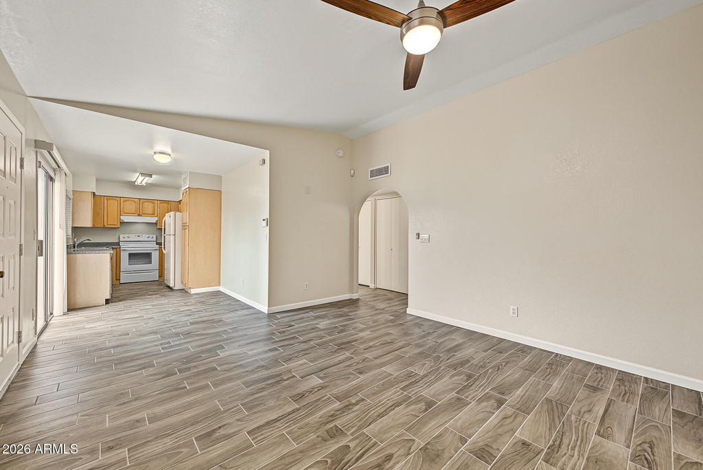 3330 S Parkside Drive - Photo 7
