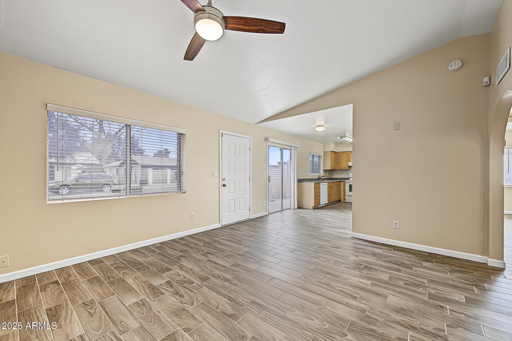3330 S Parkside Drive - Photo 6