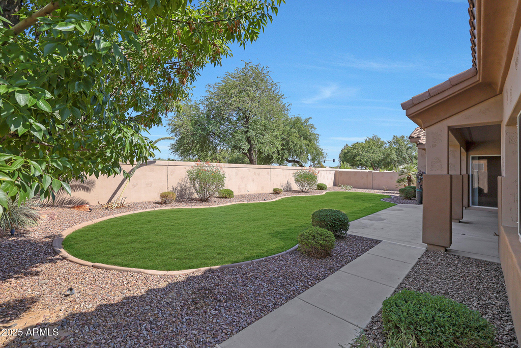 21919 N 79th Avenue - Photo 25