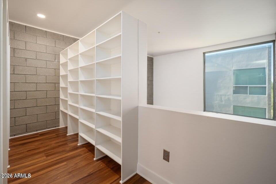 537 E Willetta Street - Photo 7