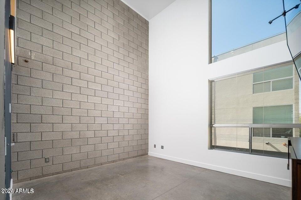 537 E Willetta Street - Photo 22
