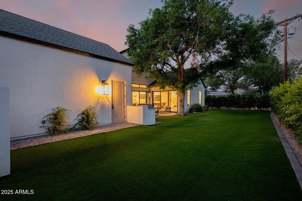 3301 E Elm Street - Photo 30
