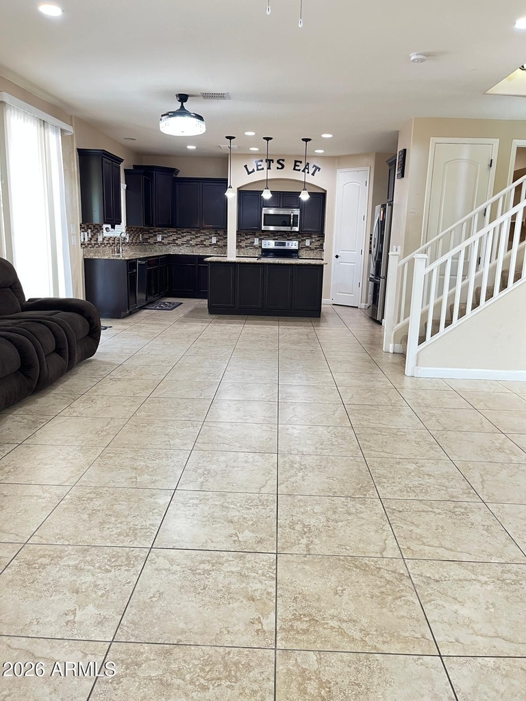 7540 W Marconi Avenue - Photo 14