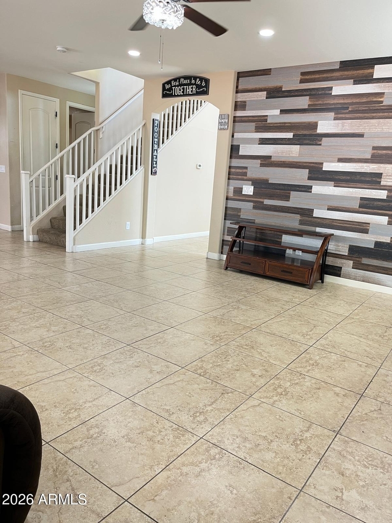 7540 W Marconi Avenue - Photo 11