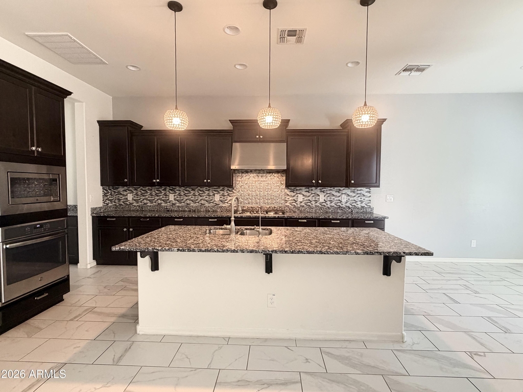 1083 E Holland Park Drive - Photo 1