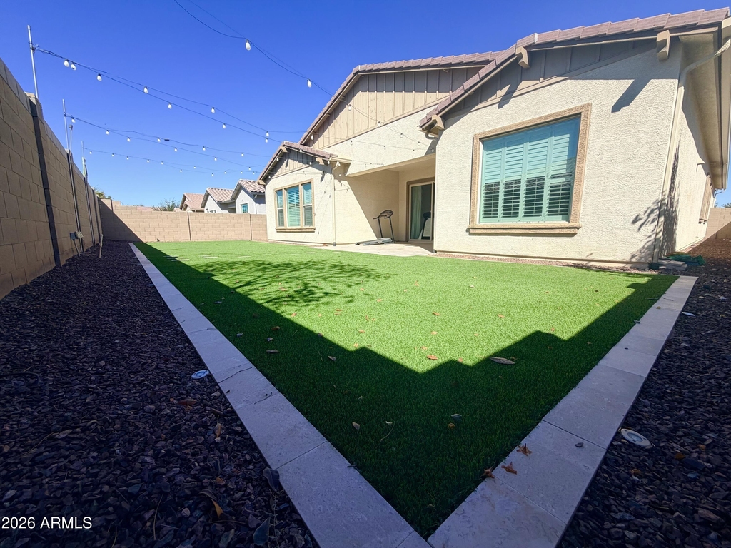 1083 E Holland Park Drive - Photo 15