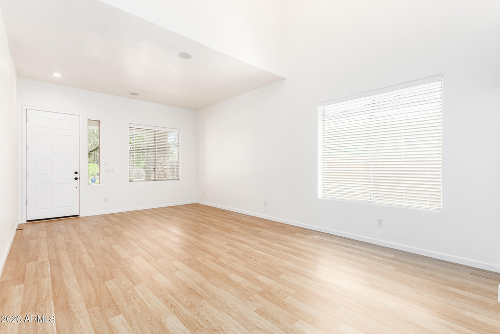 18175 W Eva Street - Photo 2