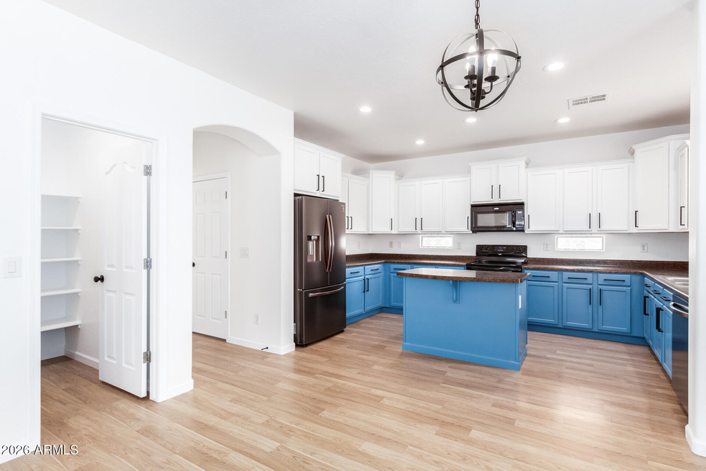 18175 W Eva Street - Photo 6