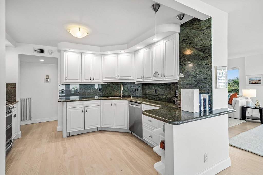 2066 N Ocean Boulevard - Photo 16
