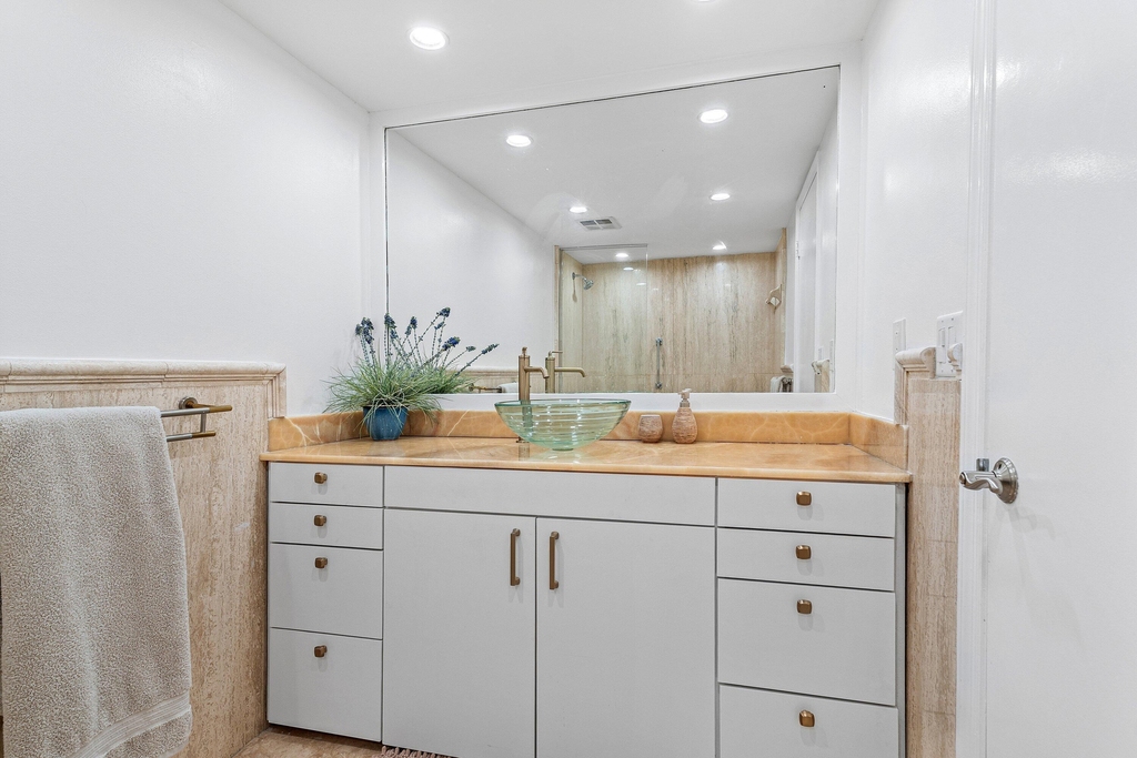 2066 N Ocean Boulevard - Photo 21