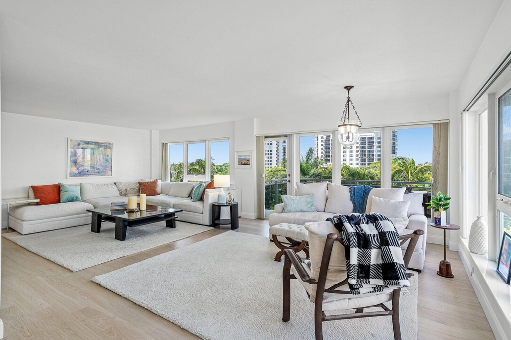 2066 N Ocean Boulevard - Photo 13