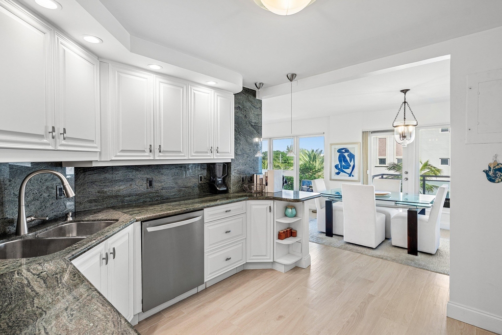 2066 N Ocean Boulevard - Photo 17