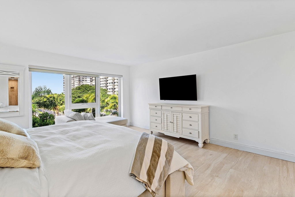 2066 N Ocean Boulevard - Photo 24
