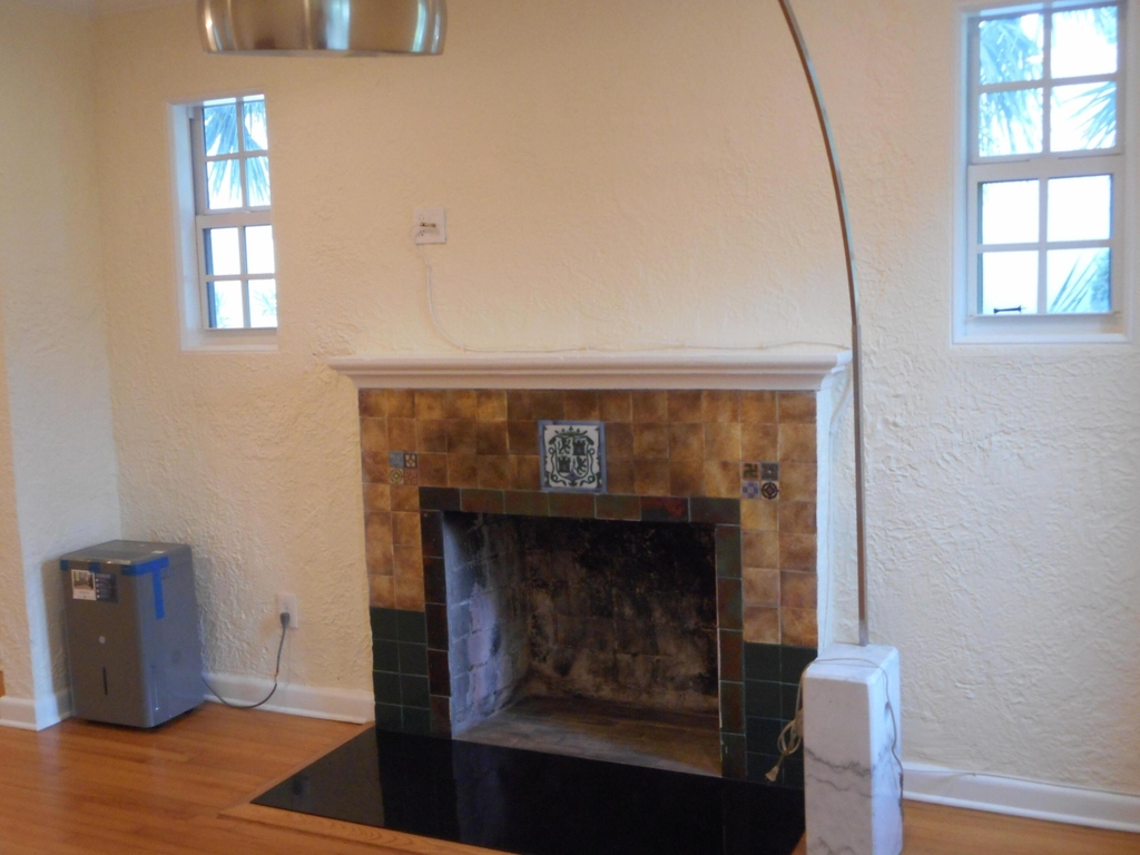 832 Biscayne Drive - Photo 8