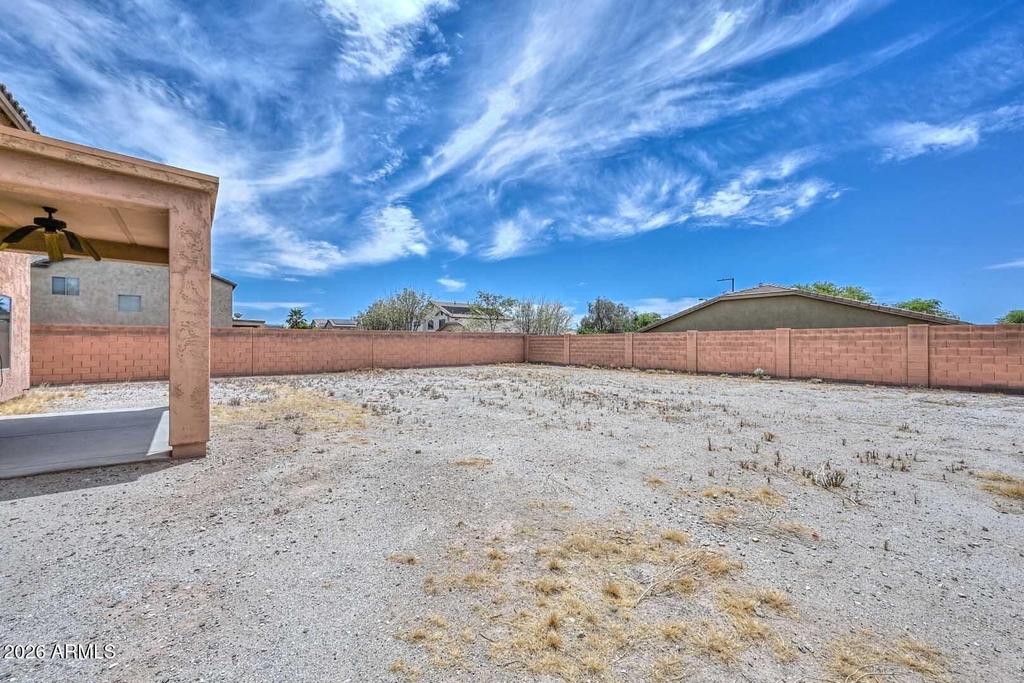 29789 W Fairmount Avenue - Photo 34
