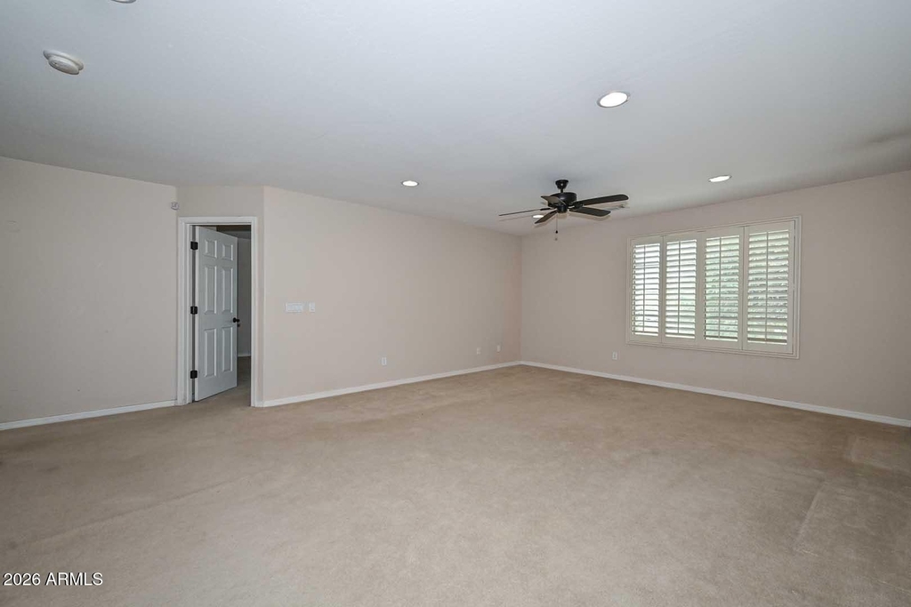 29789 W Fairmount Avenue - Photo 25